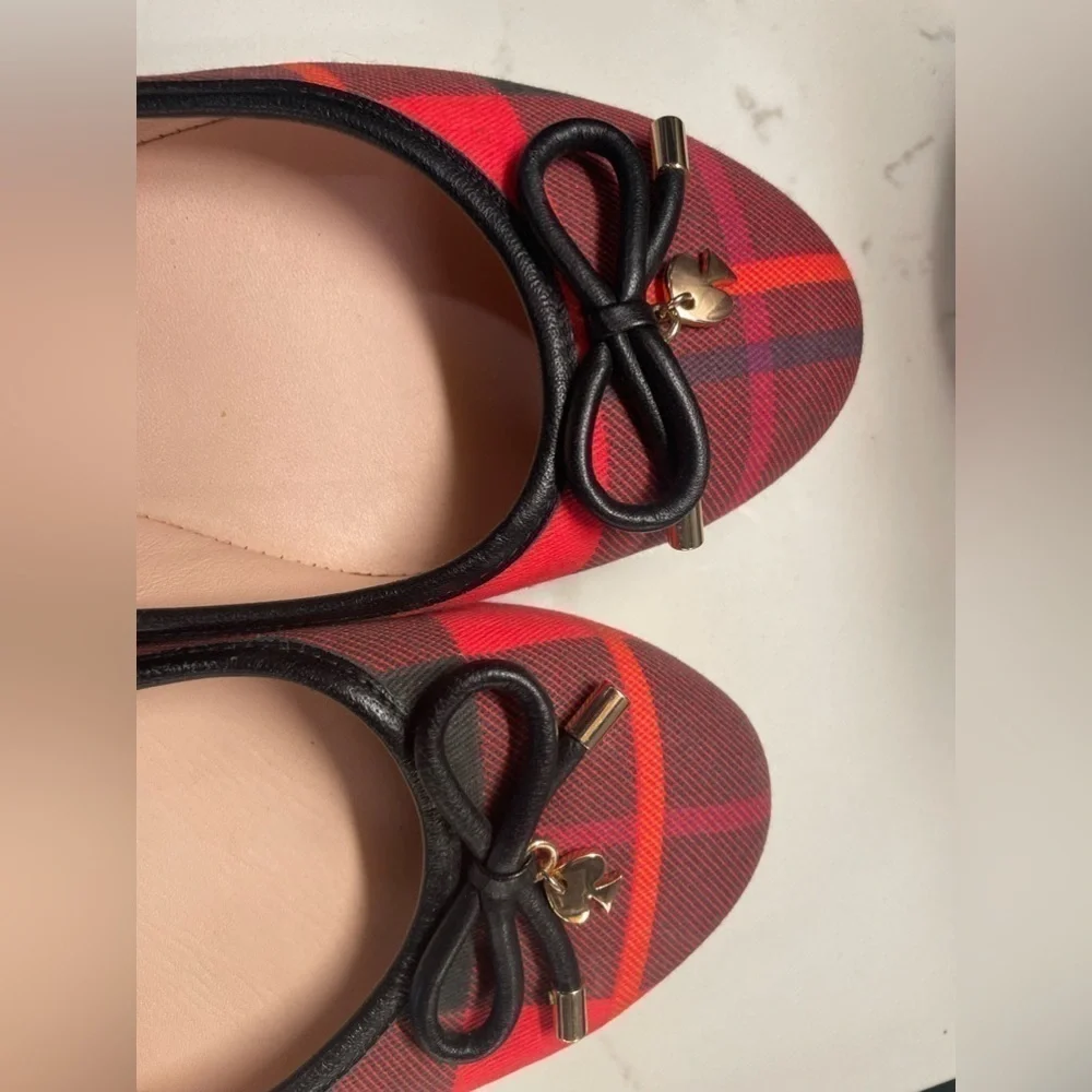 Kate Spade Scottish red plaid ballet flats w/gold charms. Gorgeous! Retail $228